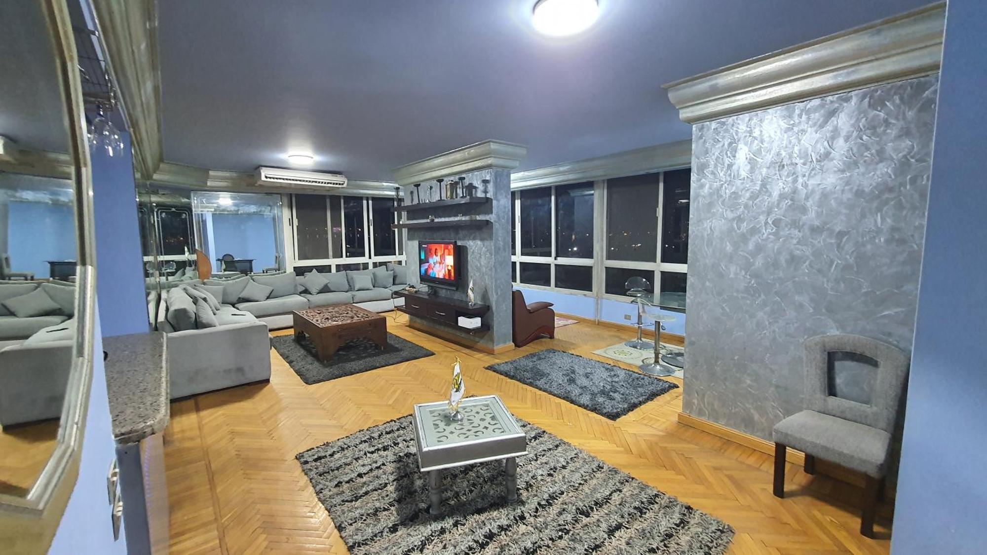 Panorama Nile View Apartment *
